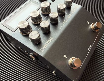 Boss-IE-200 Amp & IR cabinet